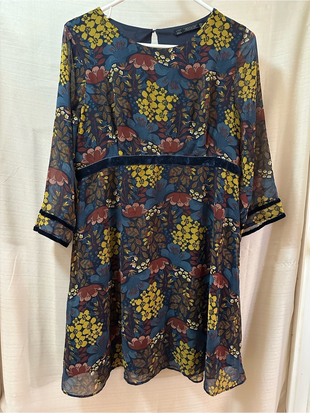 Zara Trafaluc Floral Velvet Trim Shift Dress Navy Mustard Boho Size Large